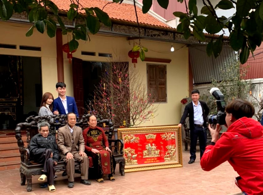 Dù ảnh hưởng của dịch bệnh Covid 19 nhưng lễ mừng Thọ đầu Xuân trong phạm vi gia đình vẫn được tổ chức. Ảnh: Thanh Phúc