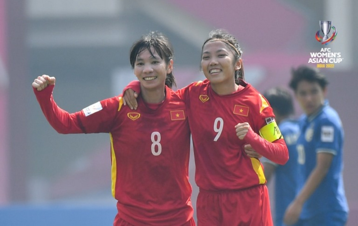 Các nữ cầu thủ Việt Nam giành chiến thắng thuyết phục trước đội tuyển Thái Lan. Ảnh: AFC