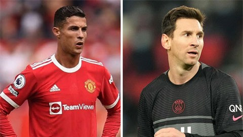 Ronaldo không muốn sát cánh cùng Messi (phải)?