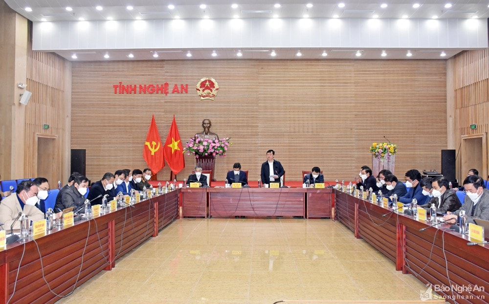 Toàn cảnh phiên họp UBND tỉnh thường kỳ tháng 2/2022  Ảnh: Thanh Lê