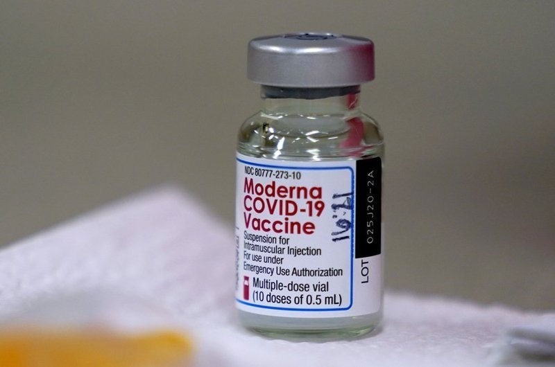 Vắc xin phòng Covid-19 do Moderna nghiên cứu và sản xuất.
