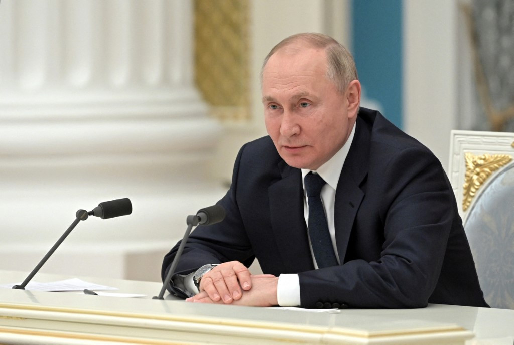 Tổng thống Nga Putin trong một cuộc họp ở Điện Kremlin ngày 24/2/2022. Ảnh: AFP