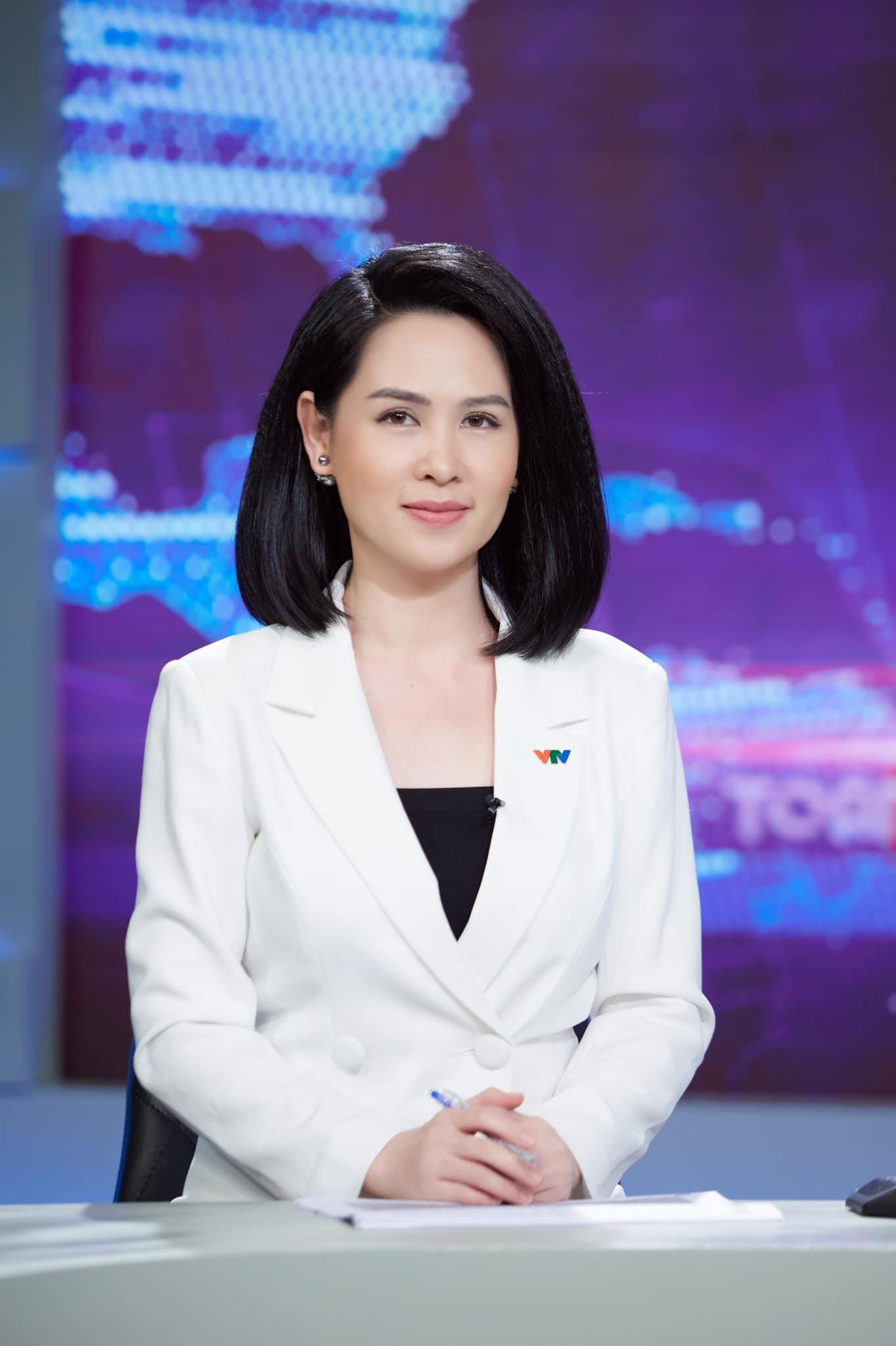 Đầu năm 2014, Thúy Hằng xuất hiện lần đầu tiên trên VTV1 trong bản tin Thời sự 19h. Hiện tại, BTV Thúy Hằng tiếp tục công việc tại VTV9- Đài truyền hình Việt Nam. Cô thường lên sóng trong chương trình thời sự tổng hợp Toàn cảnh 24H của VTV9.