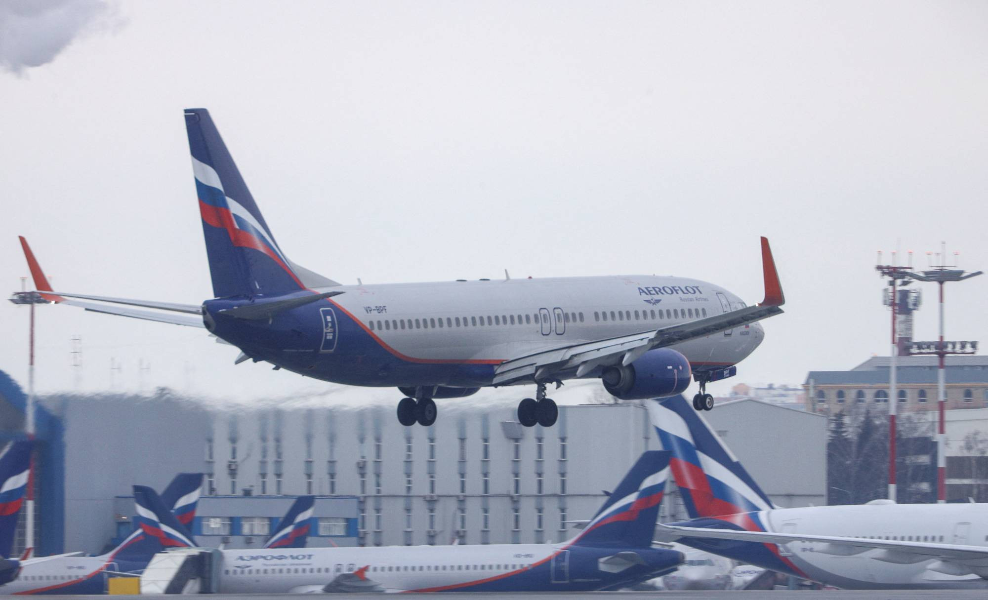 Máy bay của hãng hàng không Nga Aeroflot tại Sân bay Quốc tế Moscow. Ảnh: Reuters