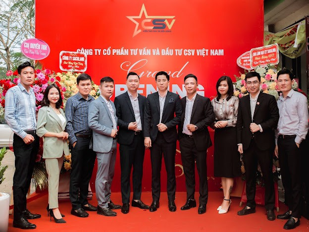 Đội ngũ chuyên viên tư vấn CSV Việt Nam trẻ trung, tài năng, đầy nhiệt huyết