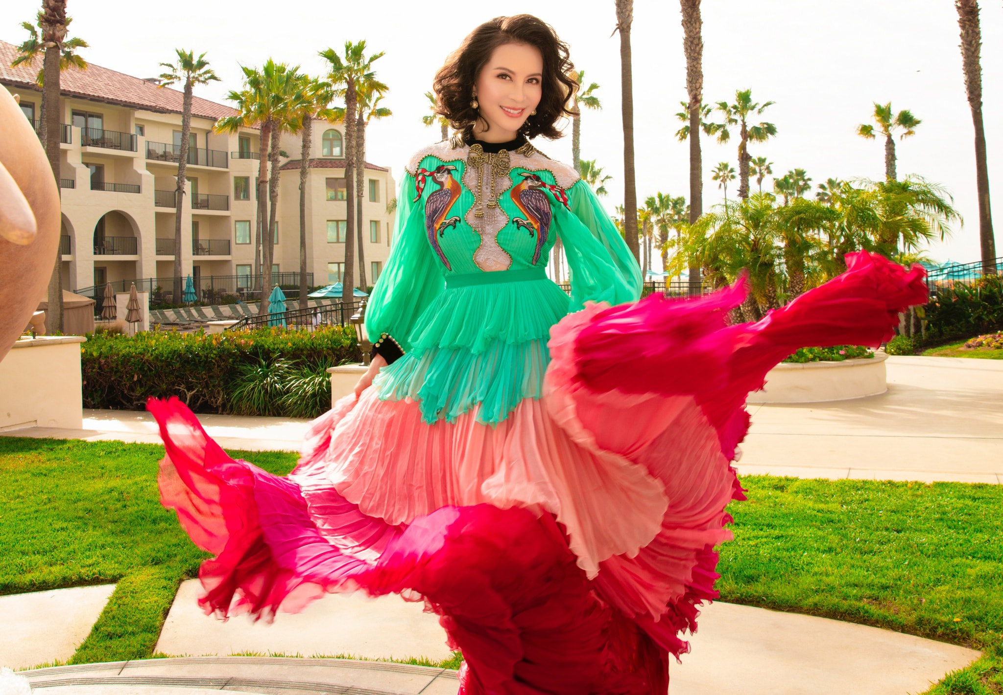 MC Thanh Mai quyến rũ tuổi tứ tuần