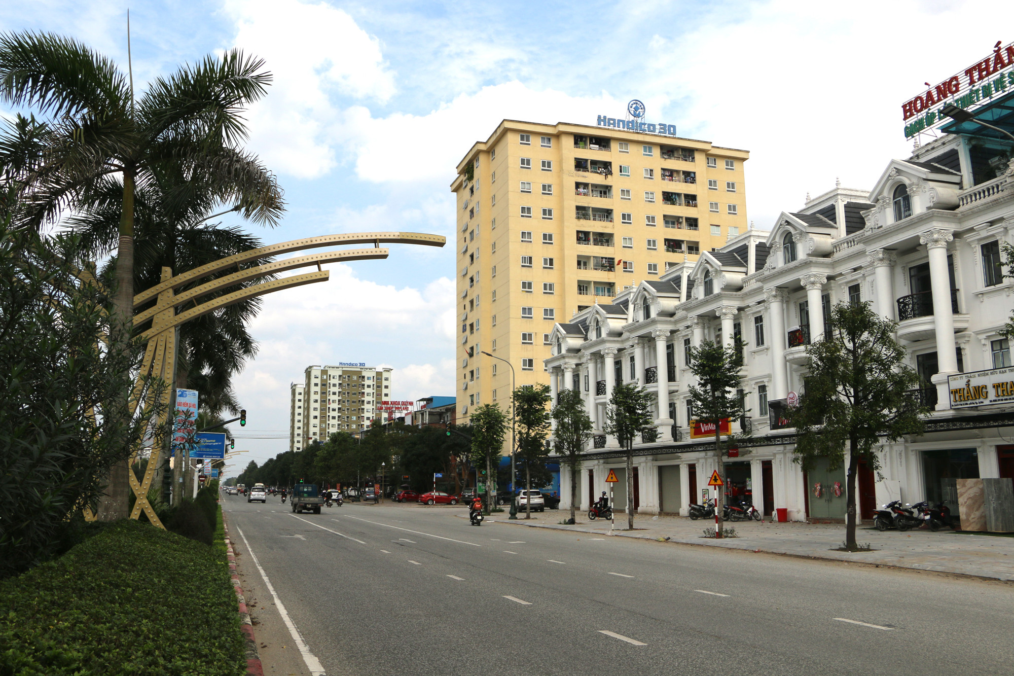 Sản phẩm bất động sản thuộc phân khúc cao cấp tại TP Vinh chủ yếu giao dịch qua sàn của các nhà đầu tư và kinh doanh. Ảnh Nguyễn Hải