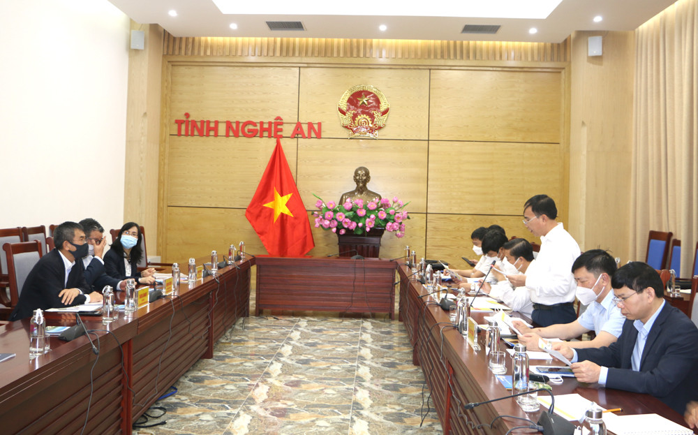 Toàn cảnh buổi tiếp xúc làm việc tìm kiếm cơ hội đầu tư của Mishubishi Việt Nam với lãnh đạo tỉnh Nghệ An. Ảnh: Nguyễn Hải
