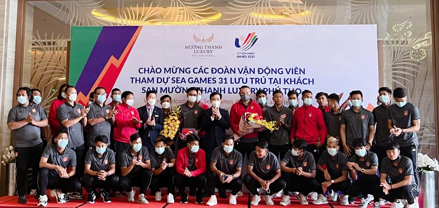 U23 Myanmar có mặt tại Việt Trì vào chiều 1/5