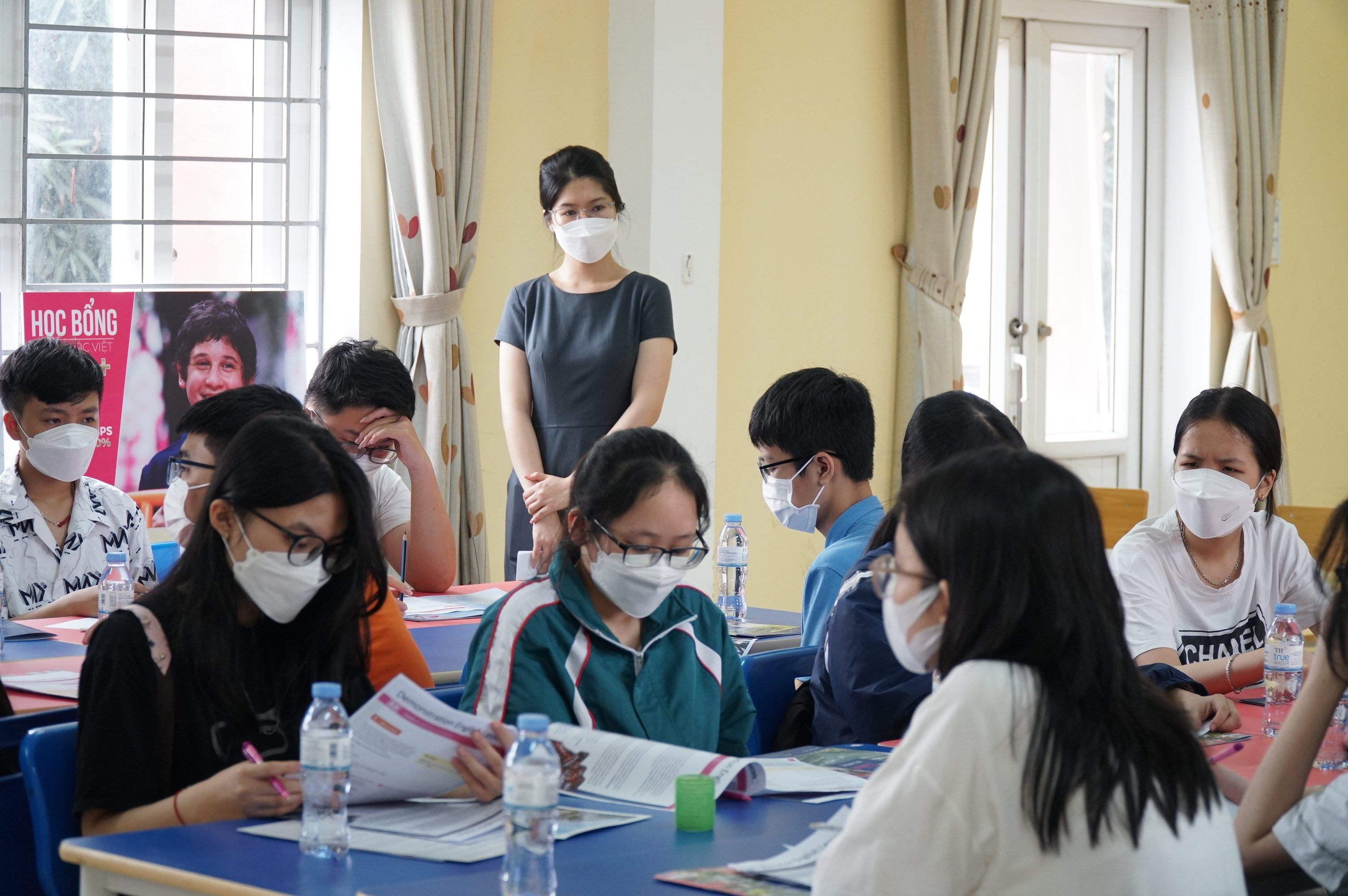 Học sinh thành phố Vinh tham gia lớp học trải nghiệm do TH School tổ chức. Ảnh: MH