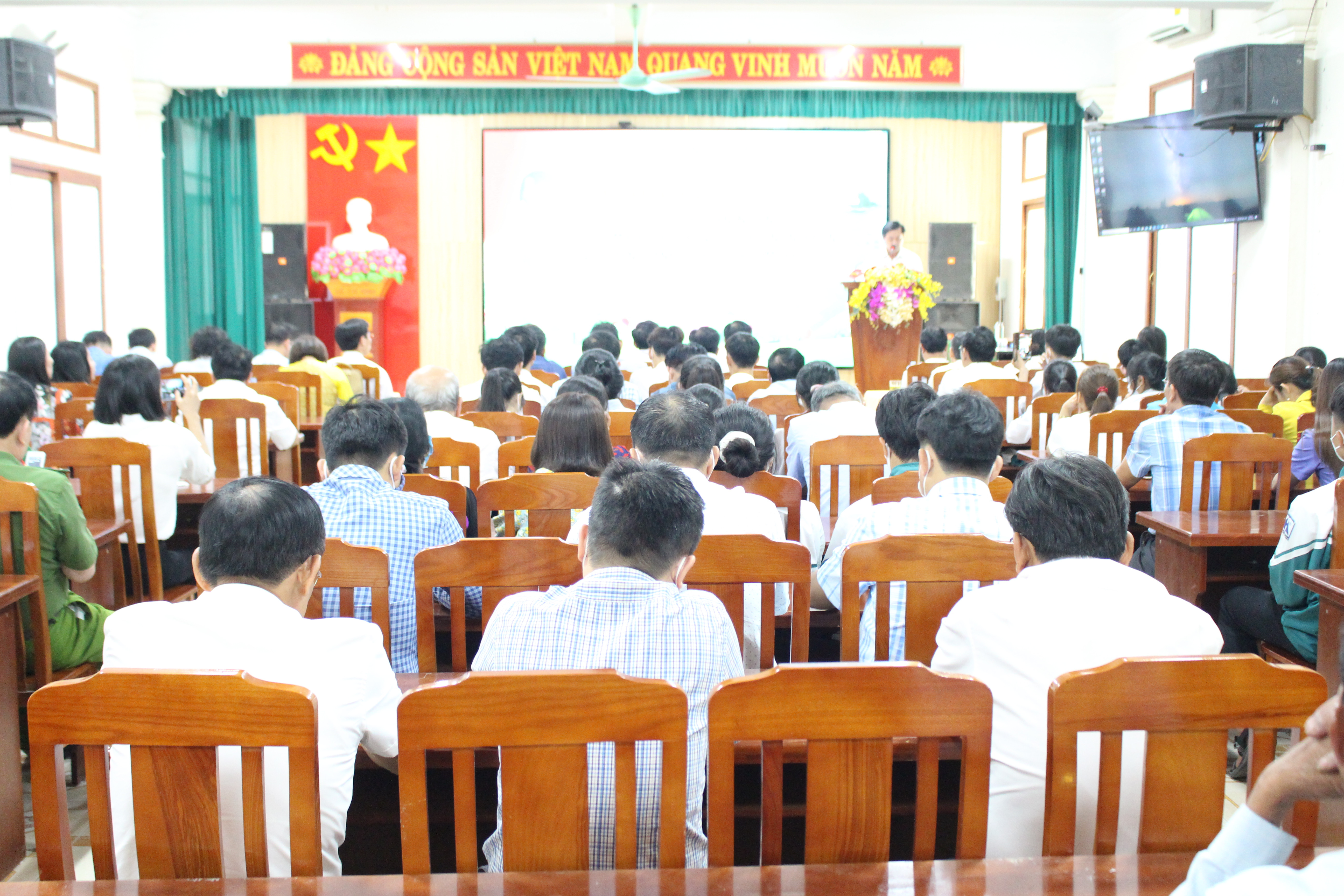 Toàn cảnh lễ trao giải