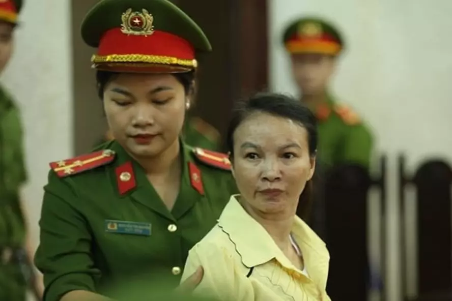 Bị cáo Trần Thị Hiền (SN 1975, mẹ nữ giao gà Cao Thị M. D.). Ảnh phiên tòa trước đó