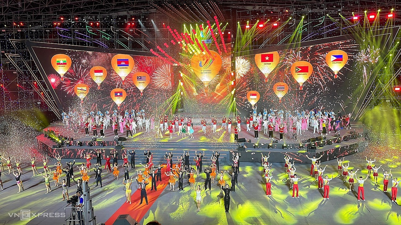 Một tiết mục bế mạc SEA Games 31. Ảnh Vne