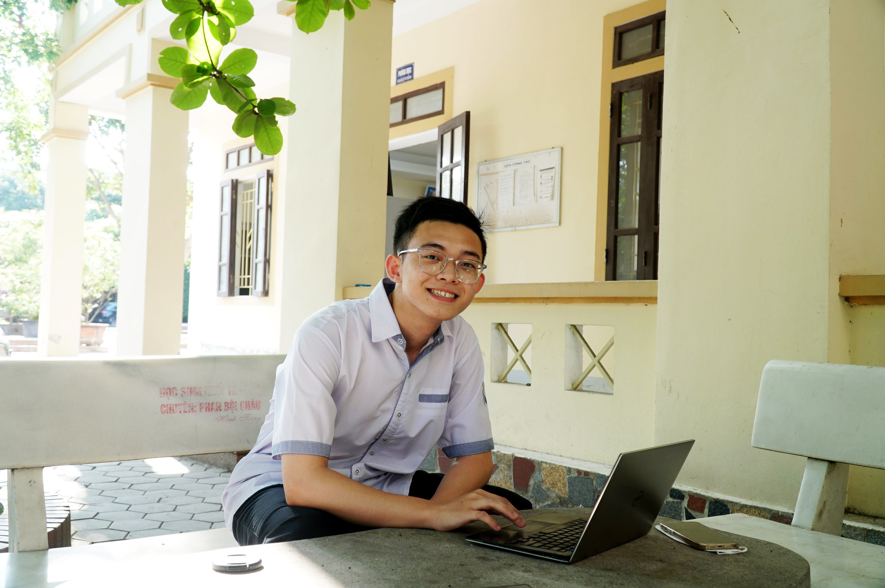 Học sinh Trần Quang Khải - giải Nhất quốc gia môn Vật lý. Ảnh: MH