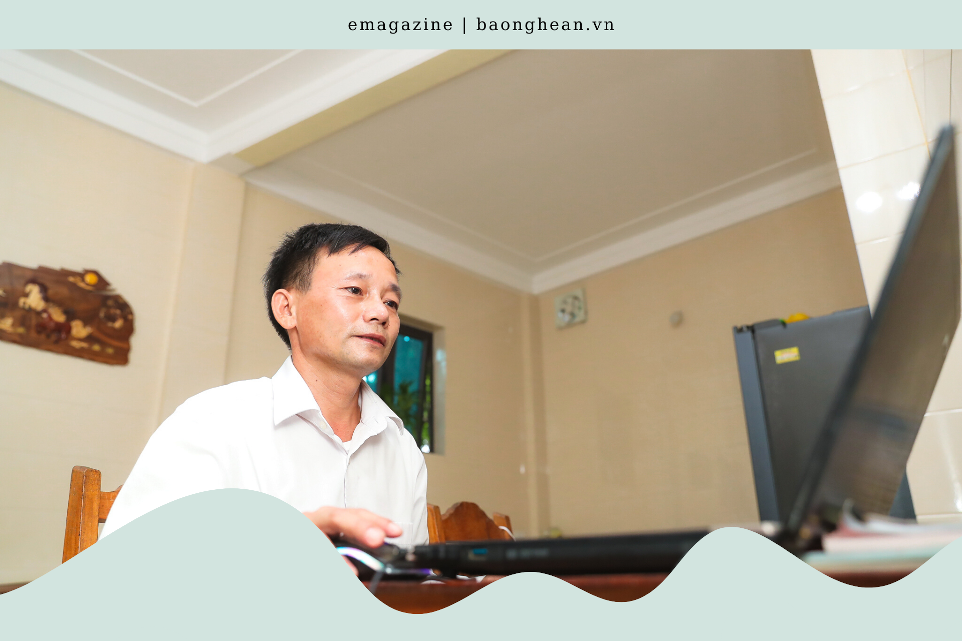 Thầy giáo Phạm Xuân Quang - Trường Tiểu học Tiền Phong 4 - Quế Phong.