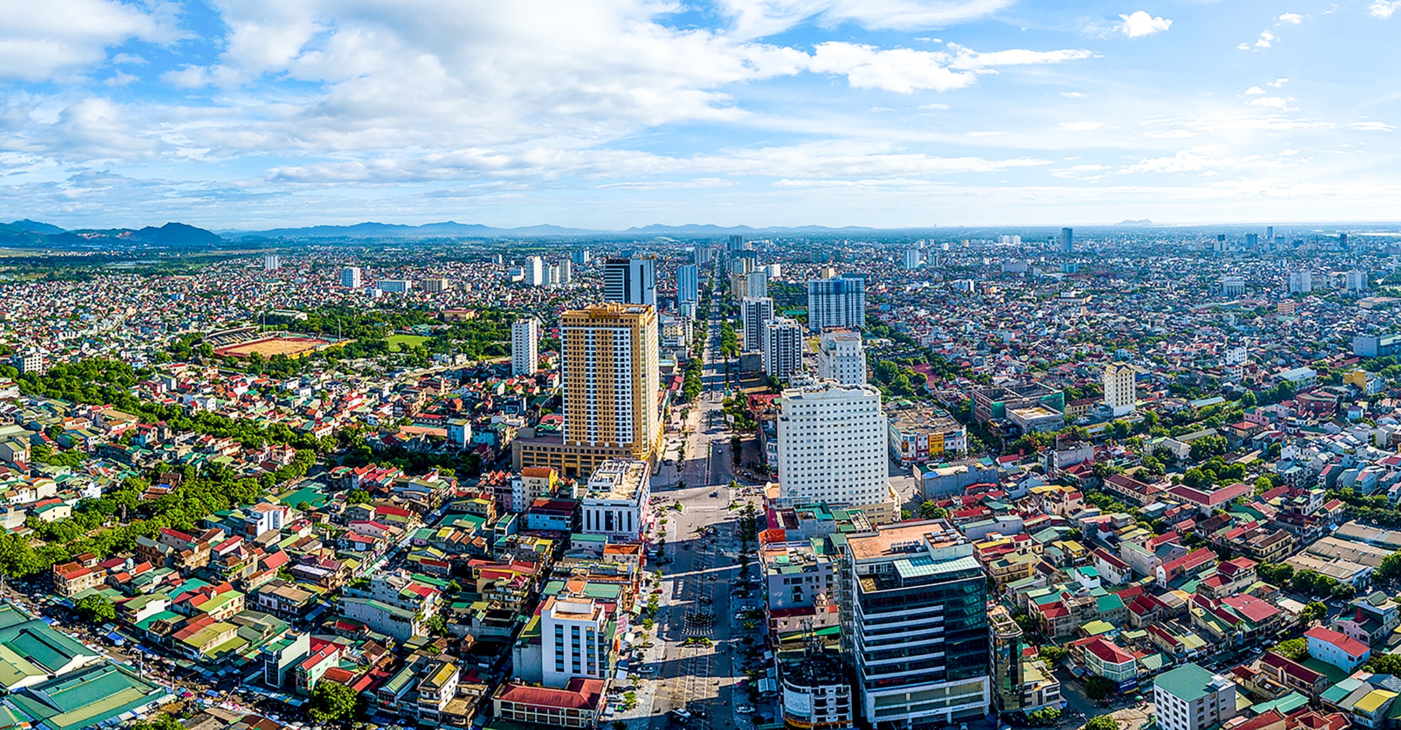 Toàn cảnh khu vực trung tâm thành phố Vinh. Ảnh tư liệu: Lê Thắng