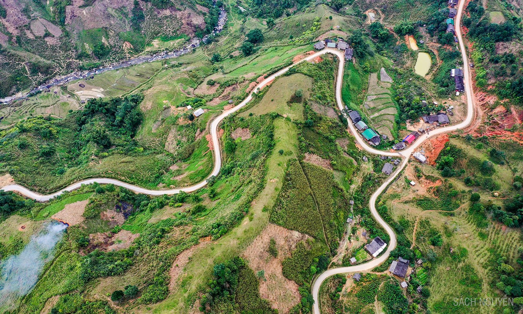 Ngã 3 Na Loi (Kỳ Sơn). Ảnh tư liệu: Sách Nguyễn