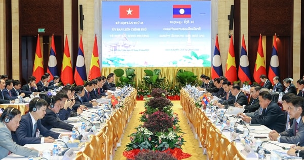 Việt Nam, Lào tăng cường kết nối, hỗ trợ nhau xây dựng nền kinh tế độc lập, tự chủ