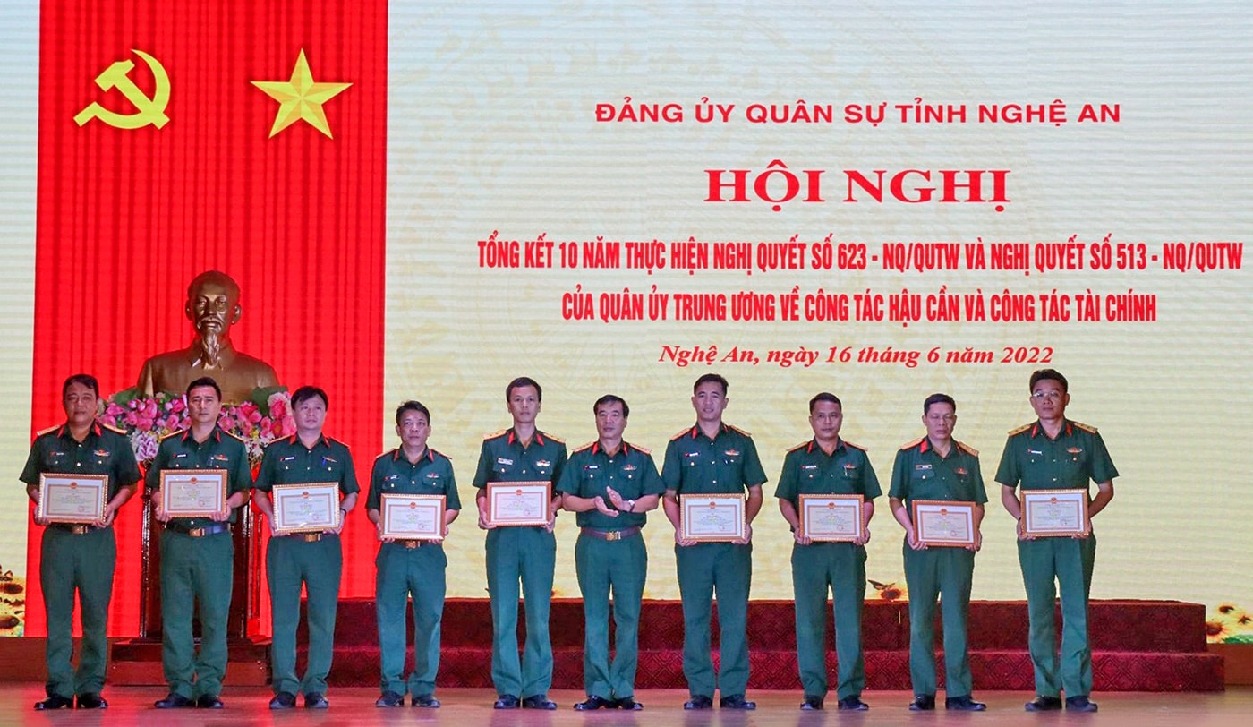 Tổng kết 10 năm thực hiện Nghị quyết 623 và Nghị quyết 513 của Quân ủy Trung ương về công tác hậu cần và công tác tài chính. Ảnh: Hoàng Anh
