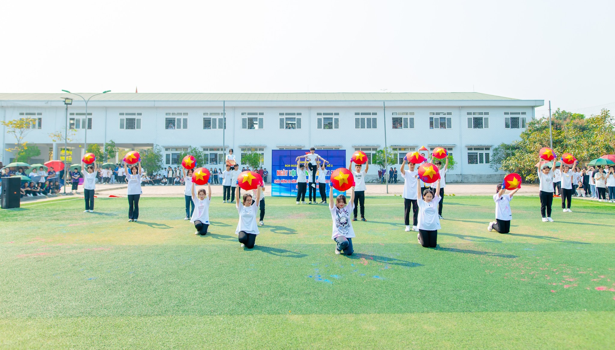 Một hoạt động ngoại khóa của học sinh Trường Phổ thông DTNT THPT số 2 Nghệ An.