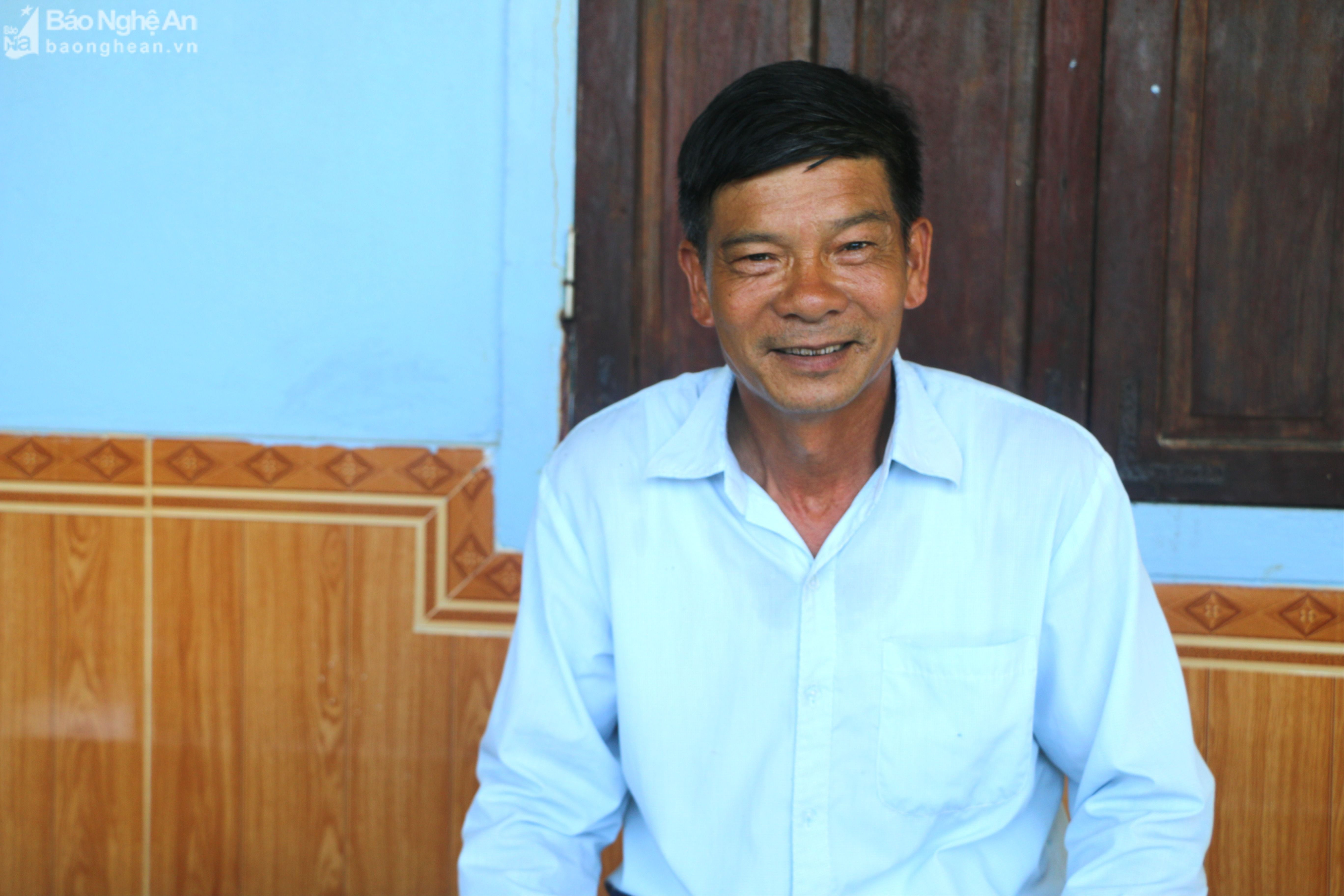 Ông Nguyễn Văn Chính xóm trưởng xóm 10 xã Nghi Kim, TP Vinh2.JPG