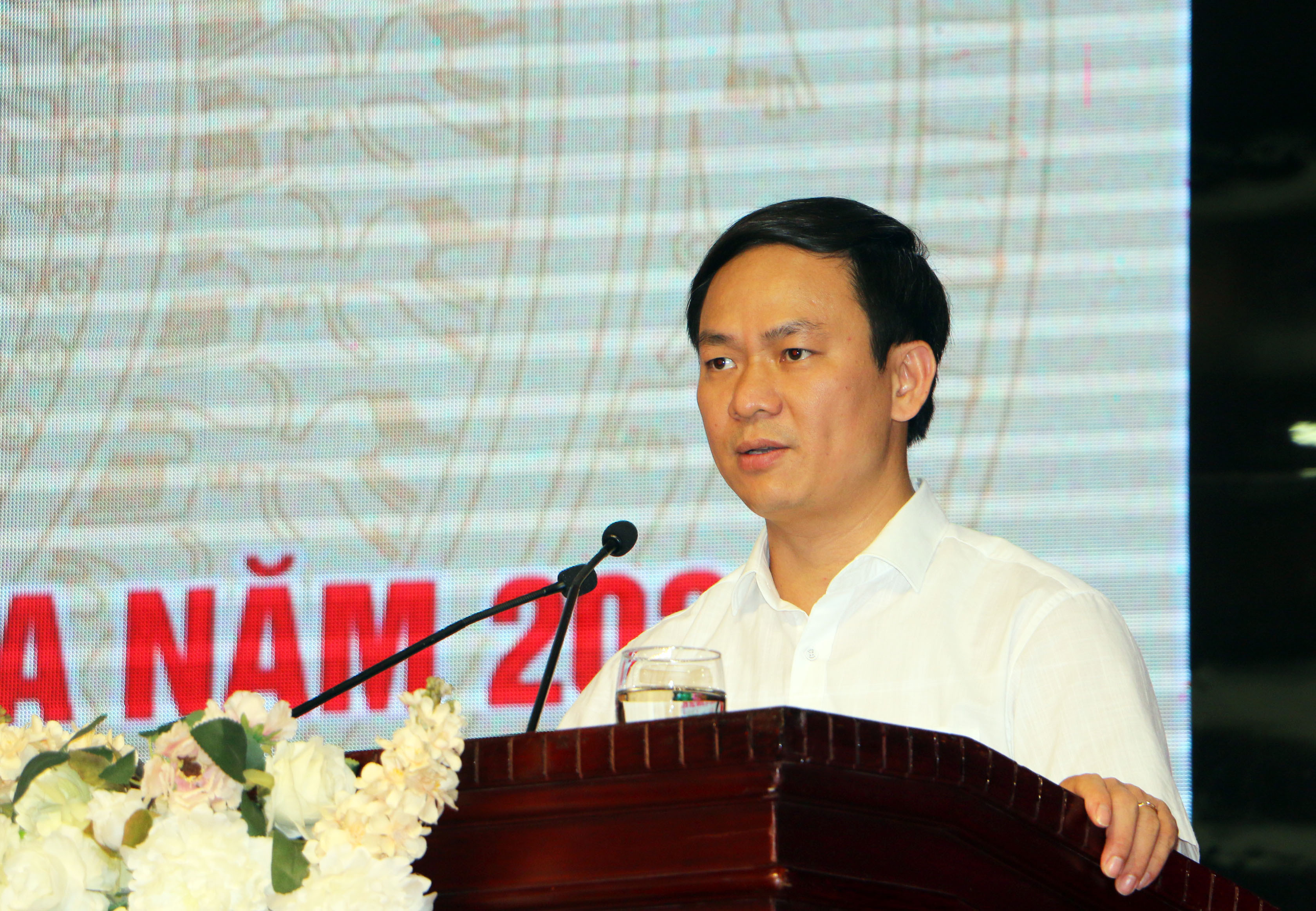 Đồng chí Trần Văn Long, Phó Vụ trưởng Vụ Pháp chế - Thanh tra Chính phủ phát biểu chỉ đạo tại Hội nghị. Ảnh: An Quỳnh.