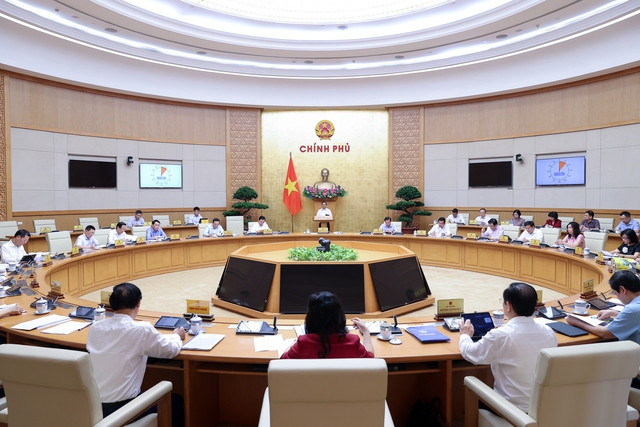 Thủ tướng Phạm Minh Chính chủ trì phiên họp Chính phủ chuyên đề xây dựng pháp luật - Ảnh- VGP:Nhật Bắc.jpeg