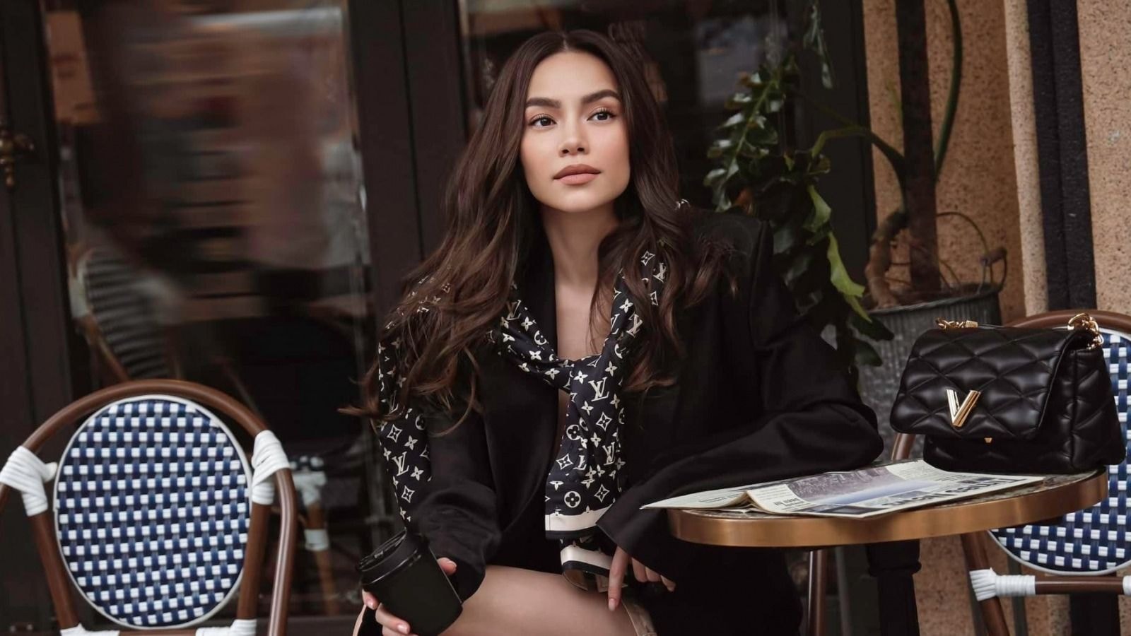 Hồ Ngọc Hà diện đồ hiệu sang chảnh, khoe nhan sắc đỉnh cao trong loạt ảnh mới