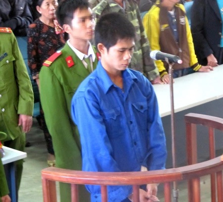 Bị cáo Nguyễn Văn Thành tại phiên tòa sơ thẩm. Ảnh: HSVA.
