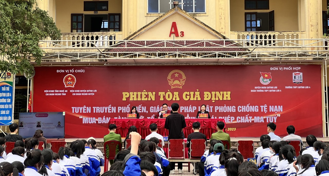 Một phiên toà giả định được Đoàn thanh niên cơ quan Viện KSND tỉnh tổ chức. Ảnh: CSCC