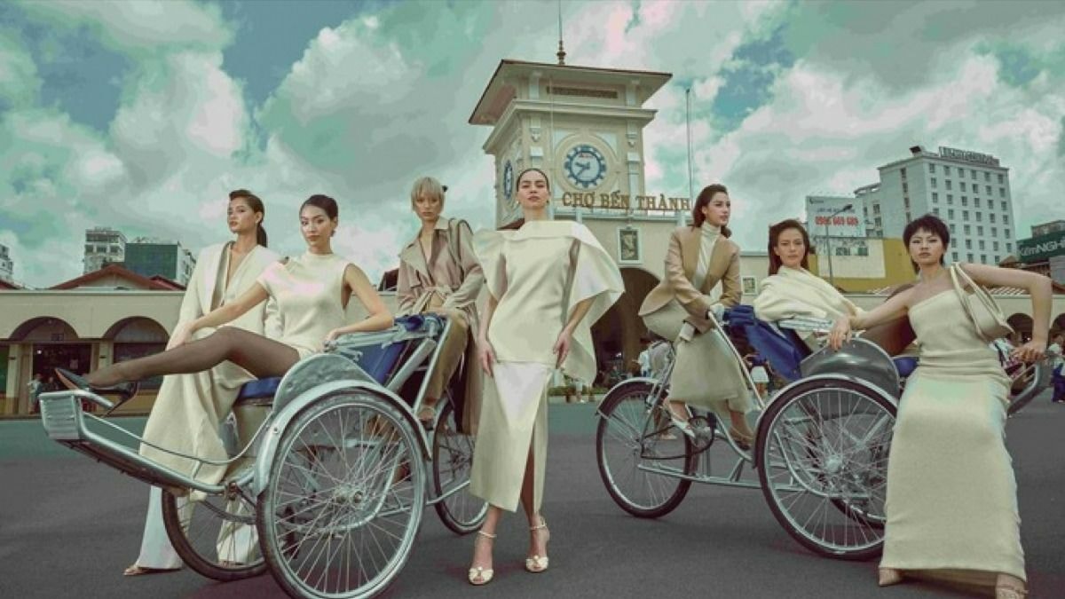 Hồ Ngọc Hà đẹp kiêu sa trong bộ ảnh Sài Gòn xưa