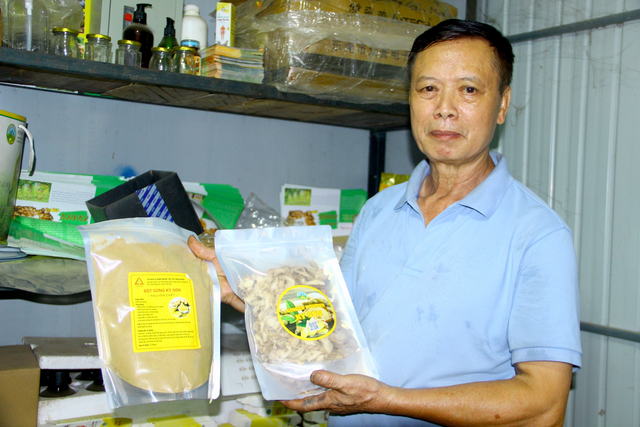 Huyện Kỳ Sơn hiện có 3 sản phẩm OCOP từ gừng. Ảnh: Quang An