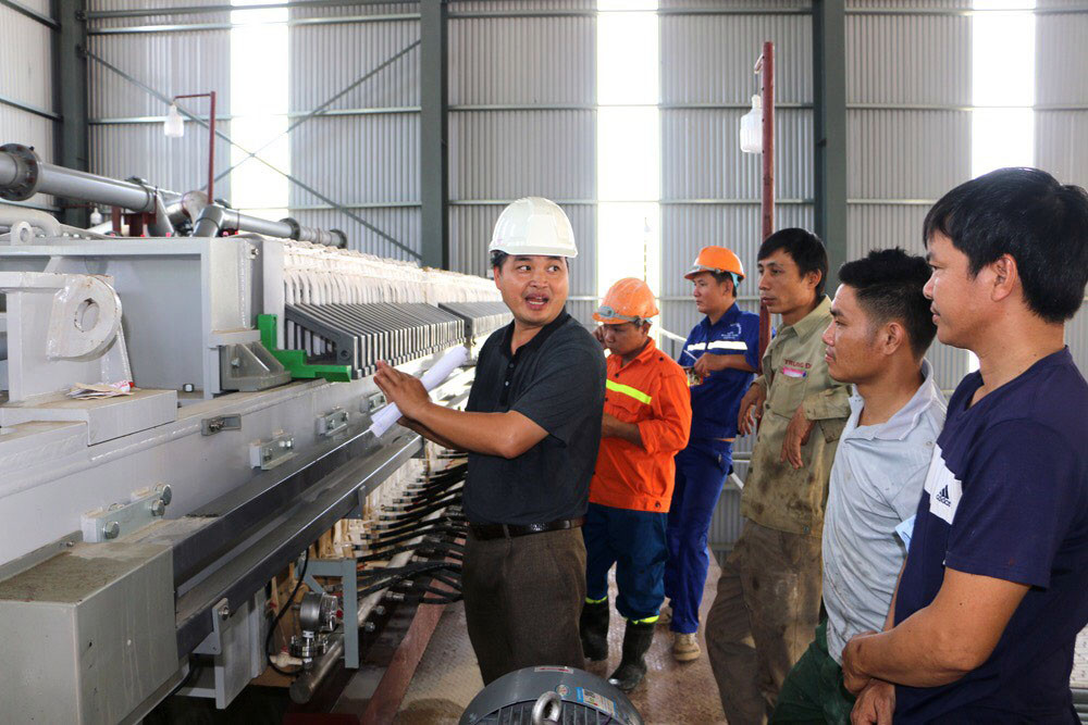 bna_chính_dây chuyền sản xuất vật liệu cao cấp của Công ty CP Trung Đô tại Nghi Văn, Nghi Lộc. Ảnh Nguyễn Hải.jpg