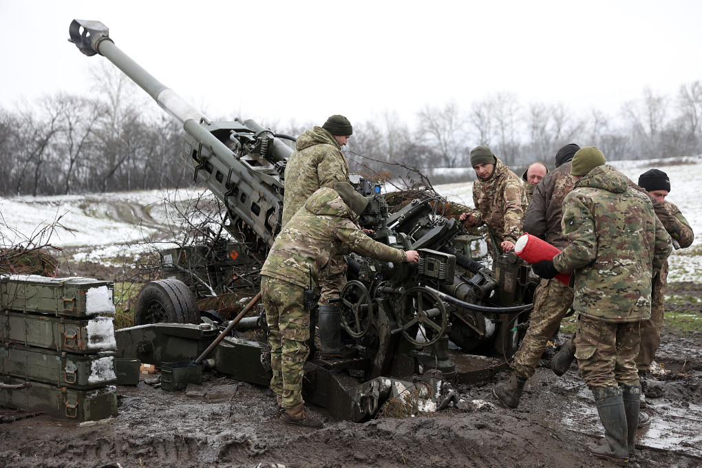 lính ukraine nhập lựu đạn ảnh afp