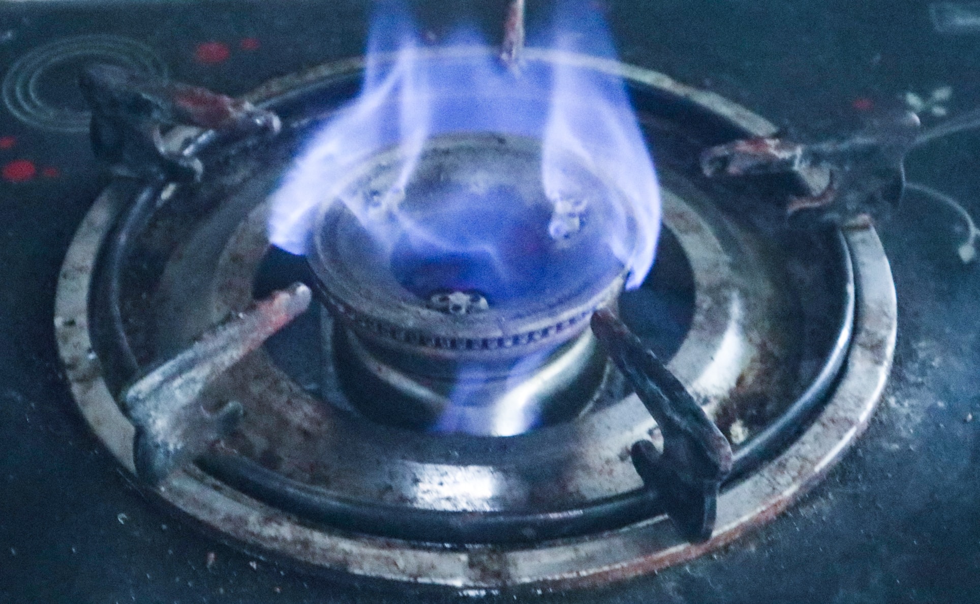 Lửa gas xanh, không mùi. Ảnh: Thanh Phúc