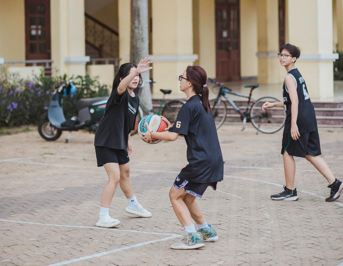 bna_bóng rổ là môn thể thao học đường phát triển nhưng không được đưa vào thi đấu thể thao thành tích cao.jpg