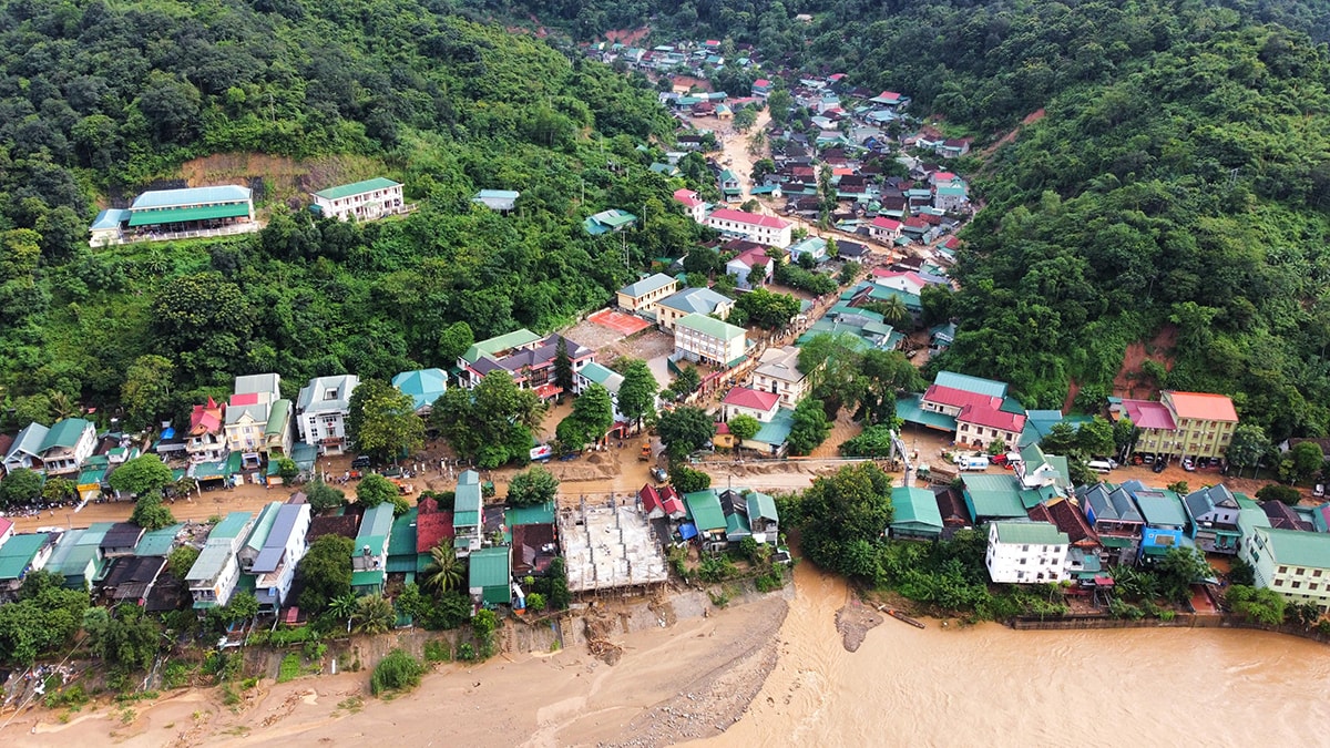 Dự án kè sông Nậm Mộ (Kỳ Sơn) đã được Quốc hội cho phép kéo dài thời gian thực hiện vì lý do khách quan, bất khả kháng. Ảnh: Thành Cường