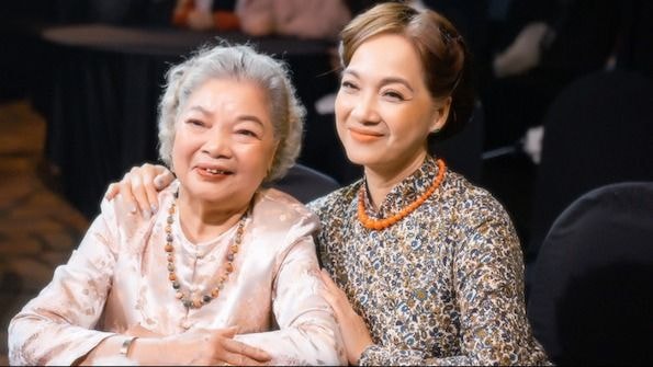 Vì sao ở tuổi 85, nghệ sĩ Lê Mai mới được phong Nghệ sĩ Ưu tú?