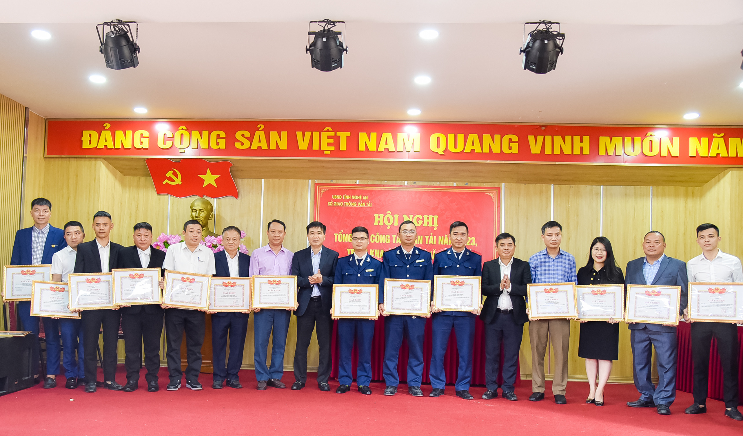 bna-trao-1-1anh-thanh-le-7875.jpg