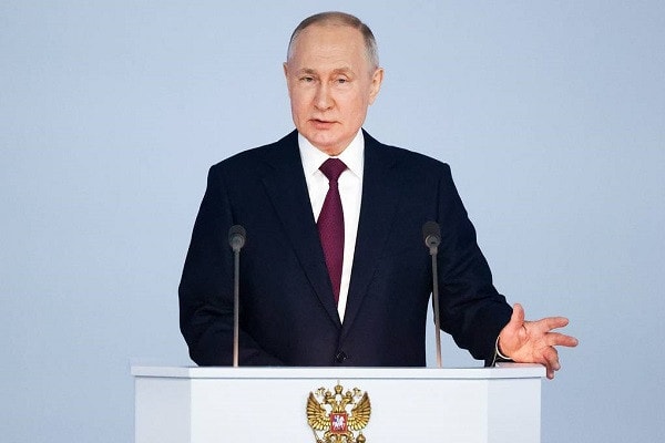 putin-speech73-copy-1083-6811.jpg