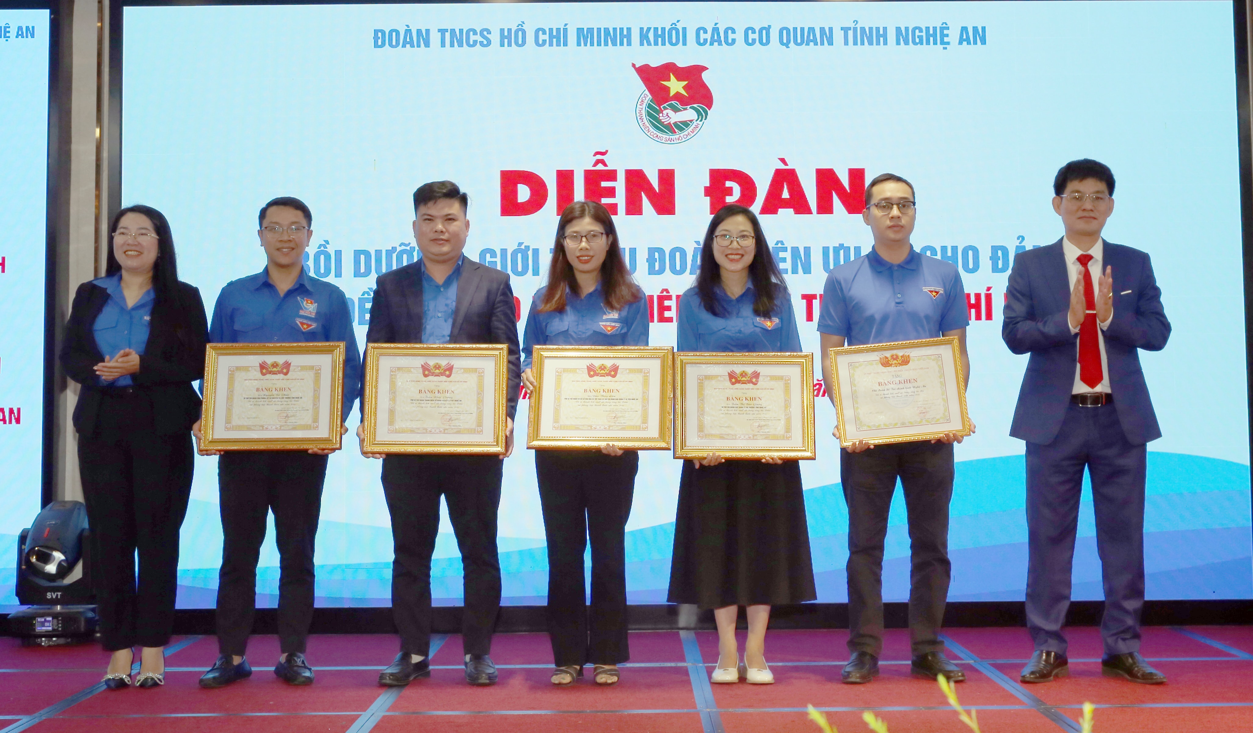 bna-anh-4-doan-khoi-4238.jpg