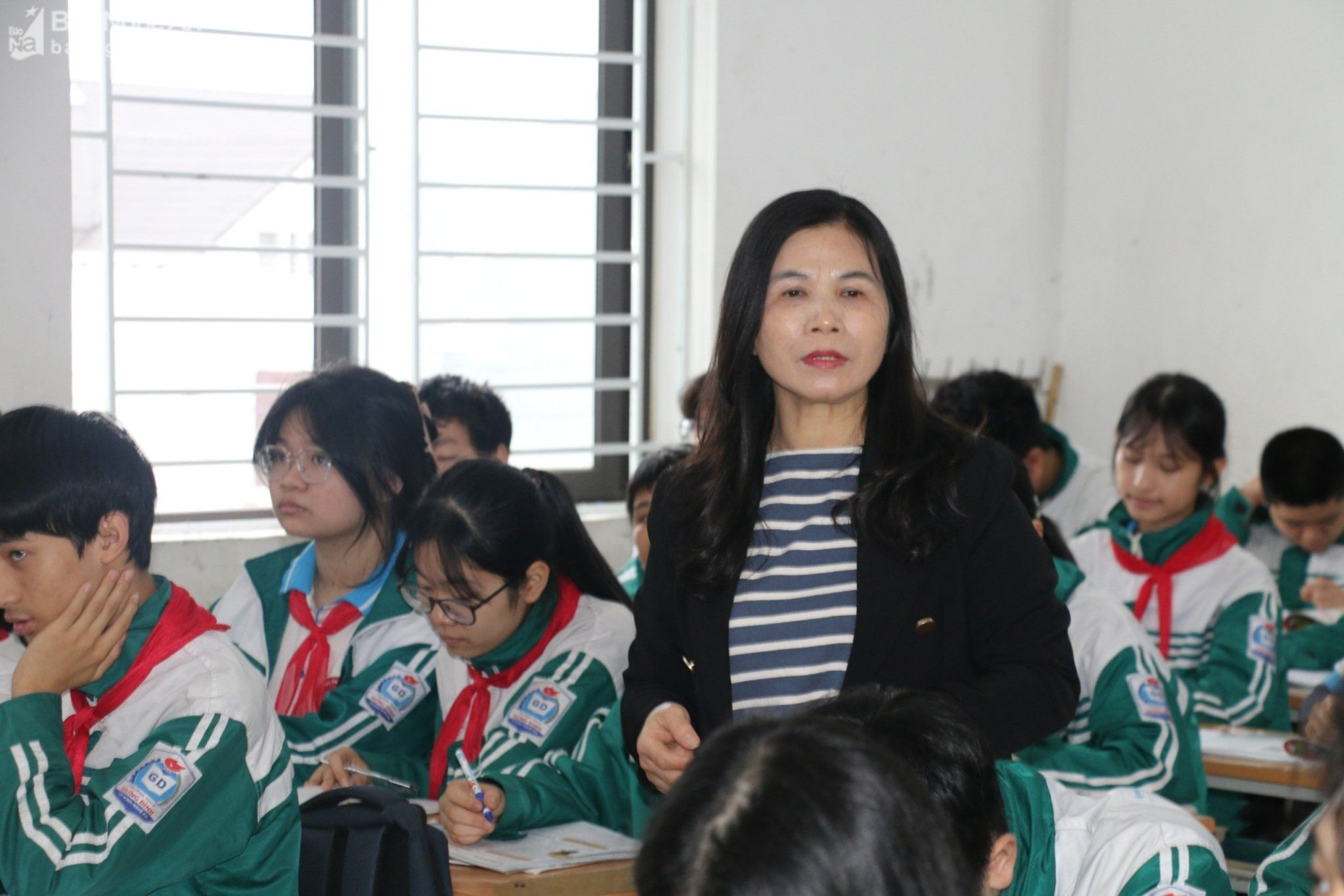 Giờ học của học sinh Trường THCS Hưng Bình - thành phố Vinh.jpg