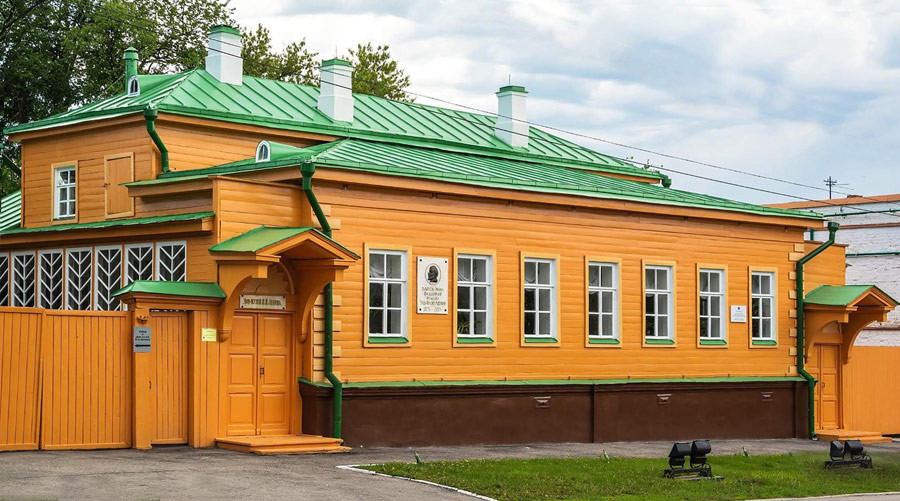 Bảo tàng Nhà Lenin là ngôi nhà nơi Vladimir Ilyich lớn lênNguồn: travel-l.ru