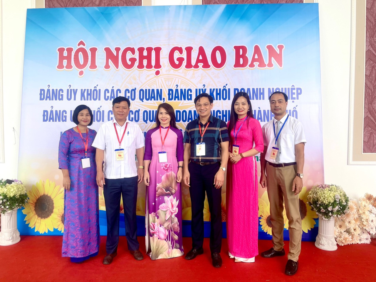 bna-đoàn công tác Đảng uỷ khối Doanh nghiệp tỉnh Nghệ An tham dự hội nghị.jpeg