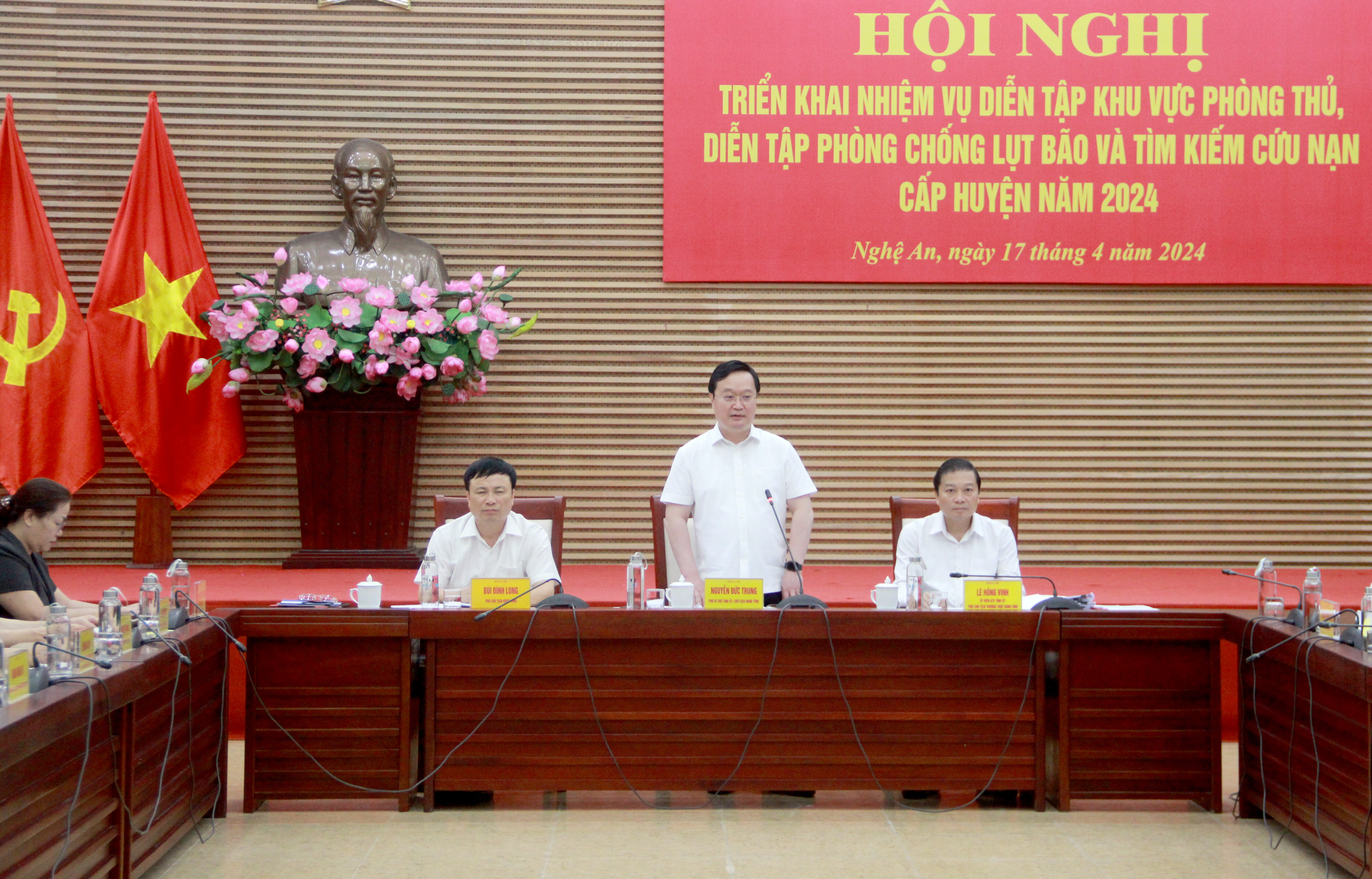 bna_Đồng chí Nguyễn Đức Trung Phó Bí thư Tỉnh uỷ Chủ tịch UBND tỉnh kết luận hội nghị ảnh Quang An.jpg