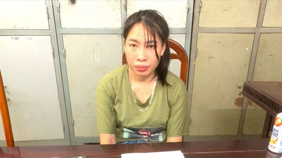 Bắt đối tượng mang 2.000 viên ma túy đi tiêu thụ