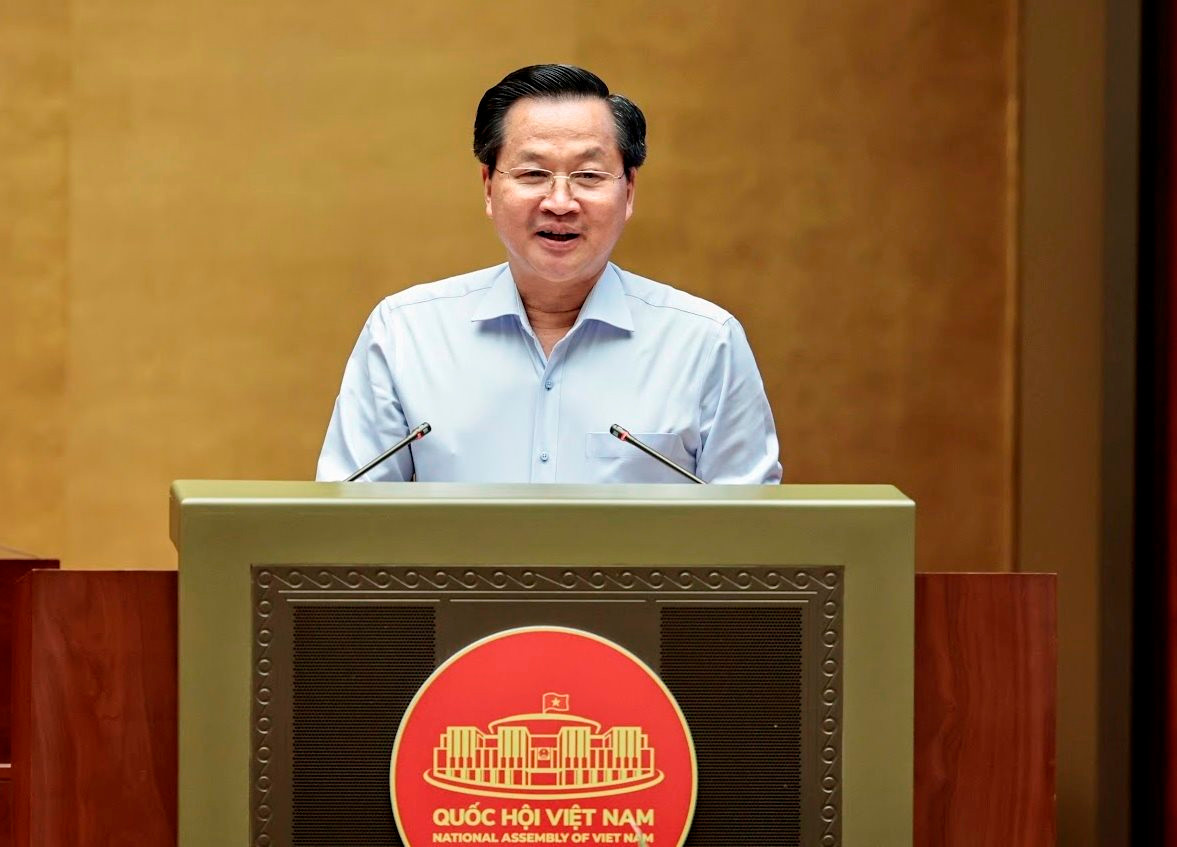 Phó Thủ tướng Lê Minh Khái cho biết: Giải ngân đầu tư công đạt kết quả tích cực, cao nhất trong 4 năm. Chính phủ cũng tiếp tục triển khai các giải pháp miễn, giảm thuế, phí hỗ trợ doanh nghiệp Ảnh VGP