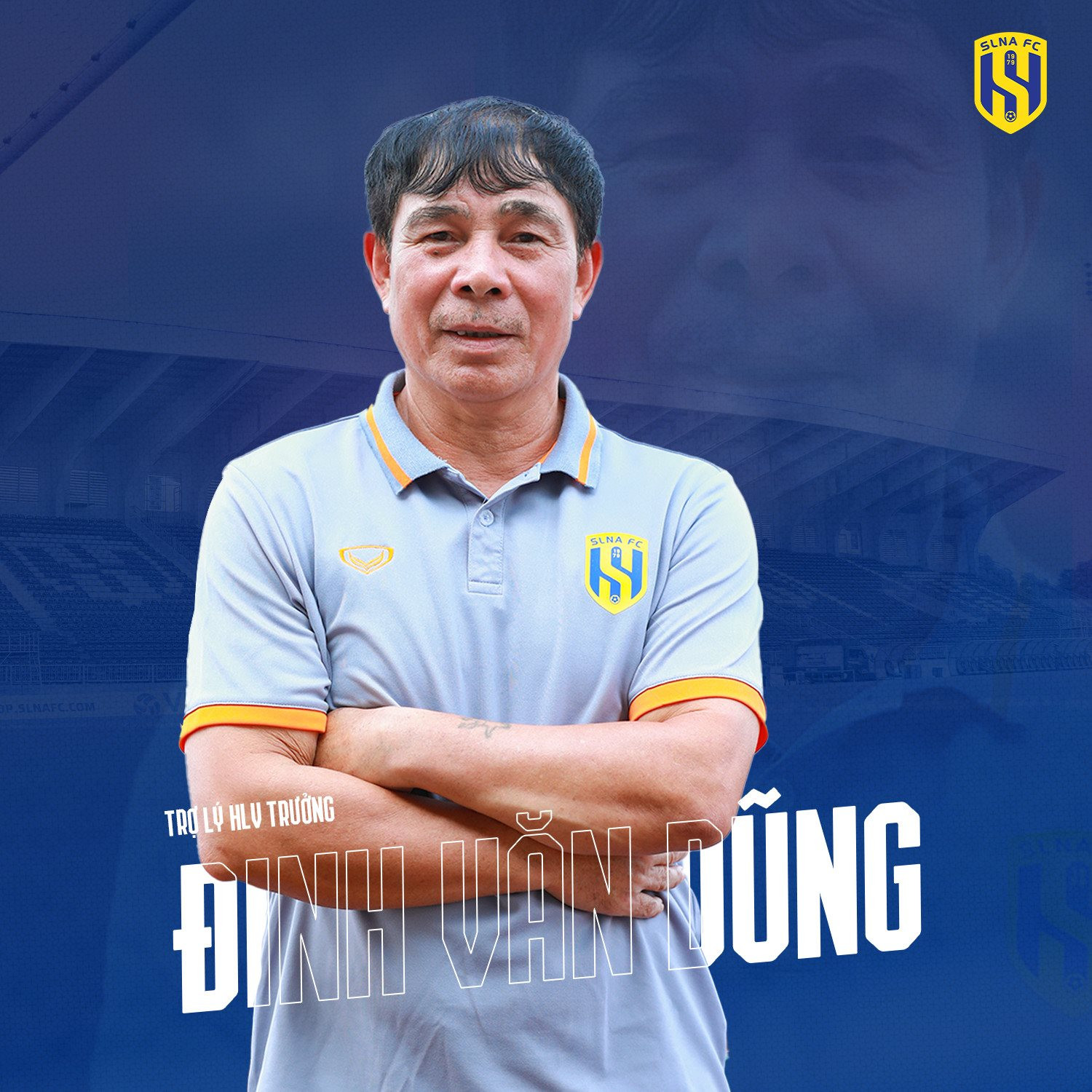 Huấn luyện viên Đinh Văn Dũng và 3 huấn luyện viên trẻ khác của Sông Lam Nghệ An nghỉ hưu theo chế độ với nhiều đóng góp cho đội bóng. Ảnh: Chung Lê