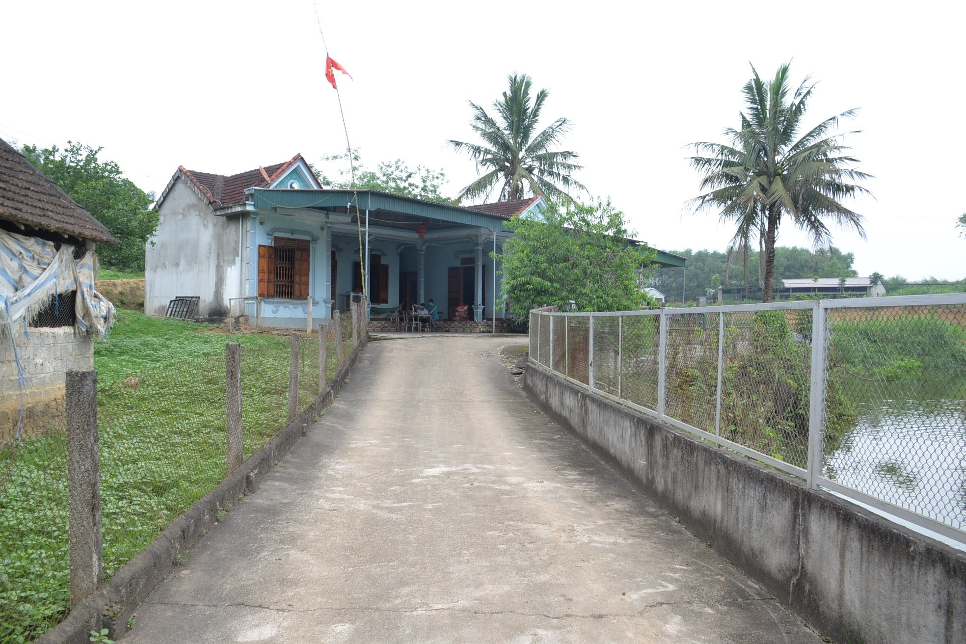 Ngôi nhà ở của gia đình ông Nguyễn Đức Tâm được lấy làm trụ sở của HTX Dịch vụ nông nghiệp Tân Hương, xã Tân Hương (Tân Kỳ). Ảnh: Xuân Hoàng