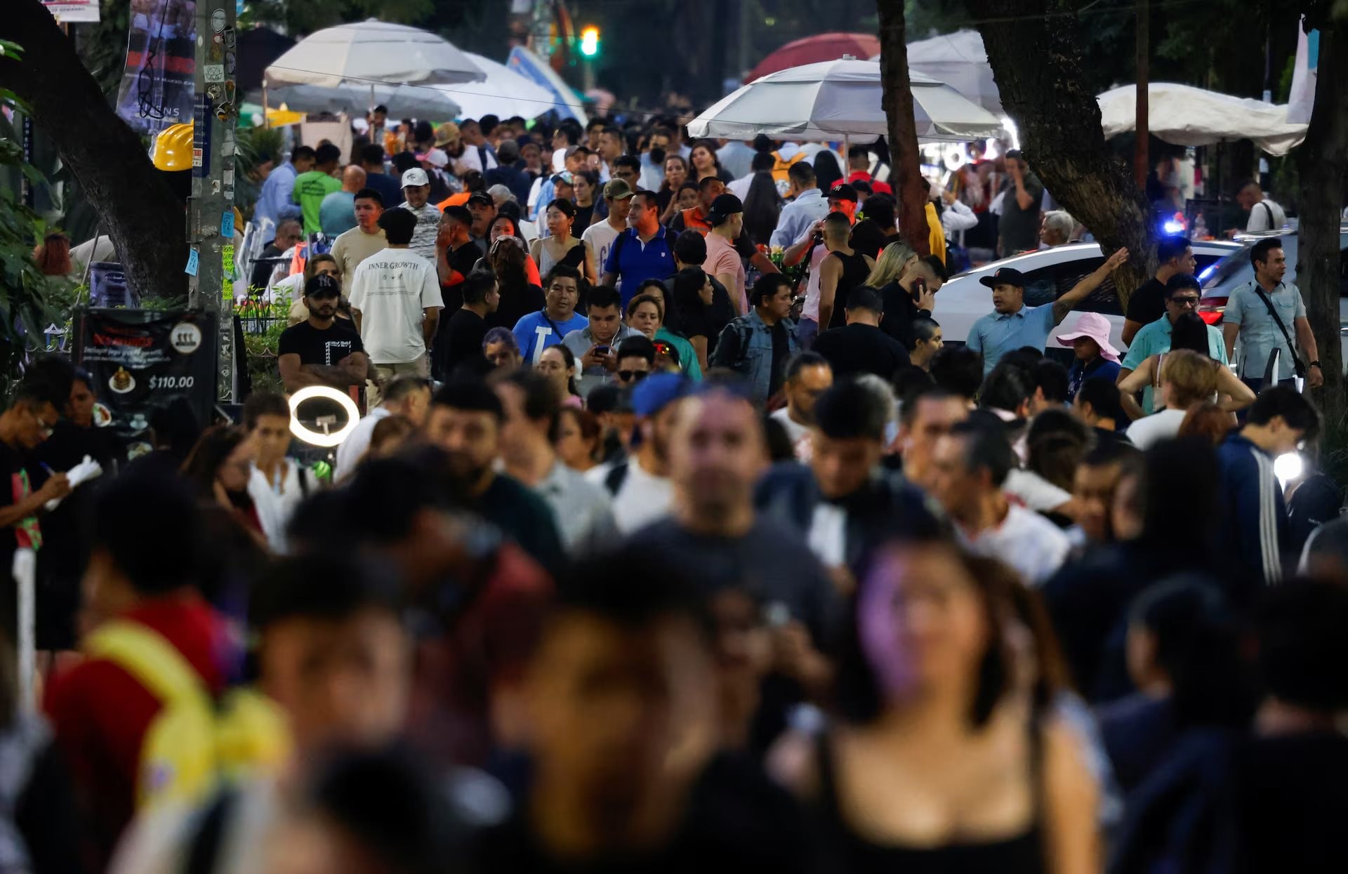 Một góc Mexico City trong ngày tổng tuyển cử. Ảnh: Reuters